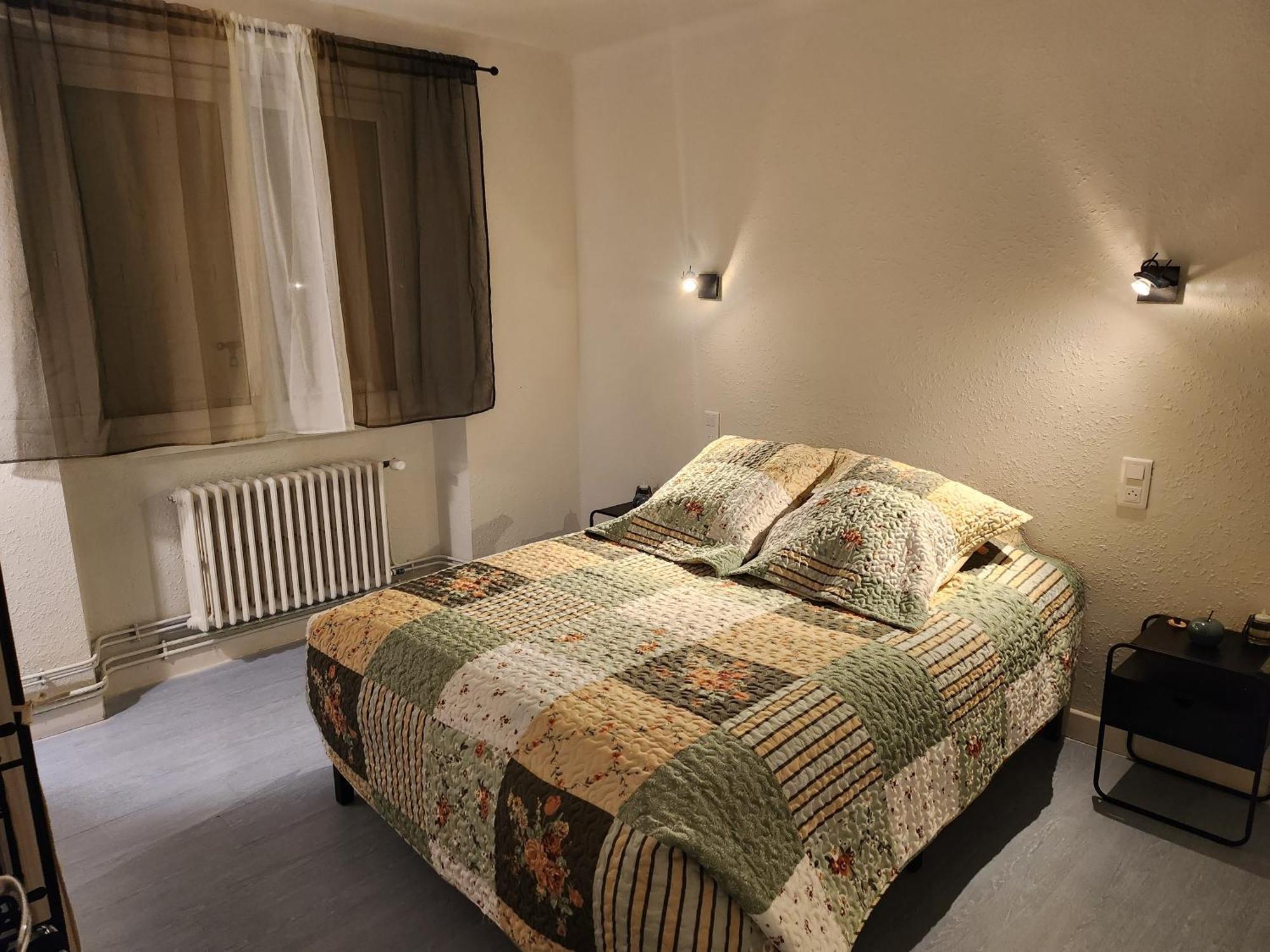 L'Aurigast Bed and Breakfast Auriac-Lagast Buitenkant foto